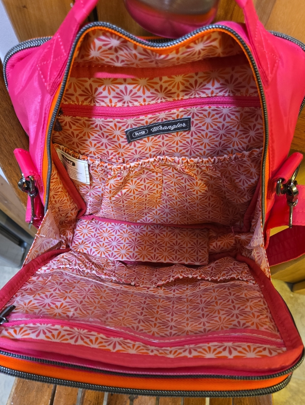 Lug Wrangler In Hot Pink - Picture 4 of 4